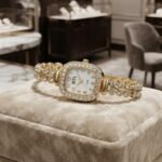 Montre Femme Dorée Élégante avec Strass - vue principale et présentation du produit